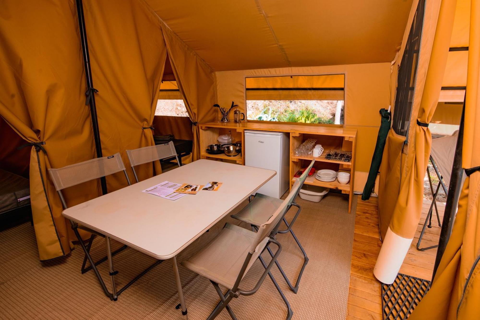 Camping Onlycamp Du Moulin Clisson Exterior photo